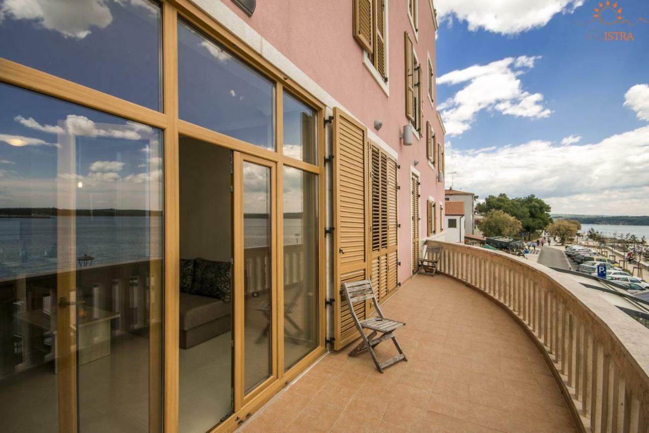 Rotonda Inn Novigrad Novigrad  Exterior photo