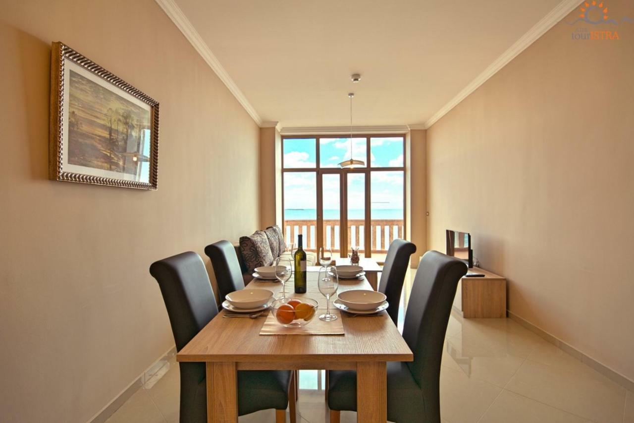 Rotonda Inn Novigrad Novigrad  Exterior photo